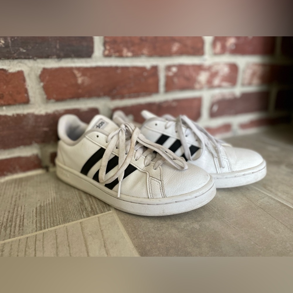 Womens Adidas Grand Court 2.0 Shoes